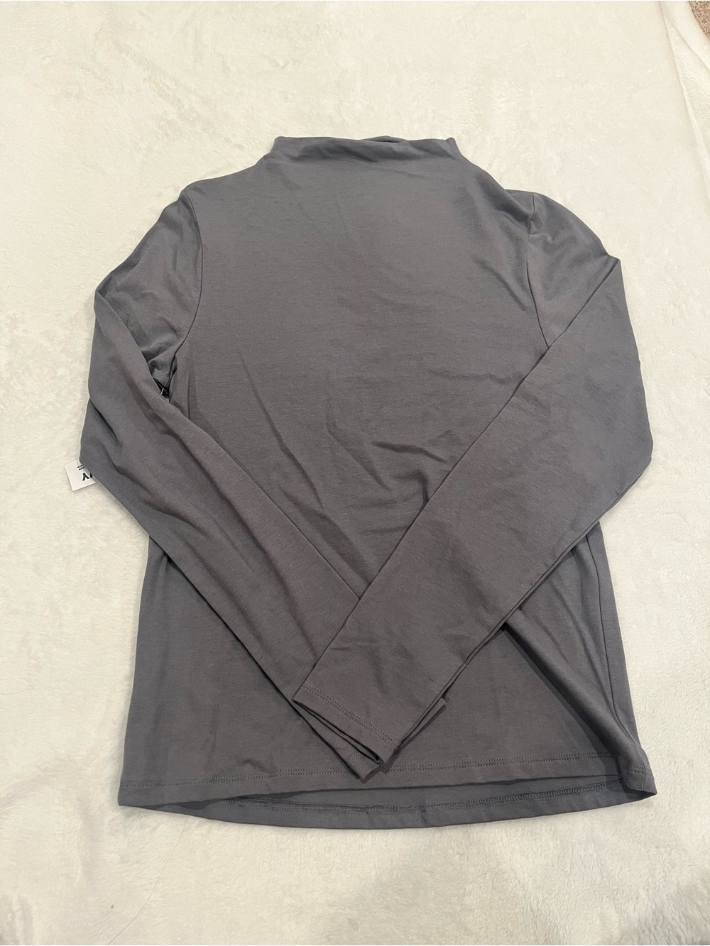 Old Navy Bestee Grey Mock Neck Long Sleeve Top - Size M - Picture 2 of 7
